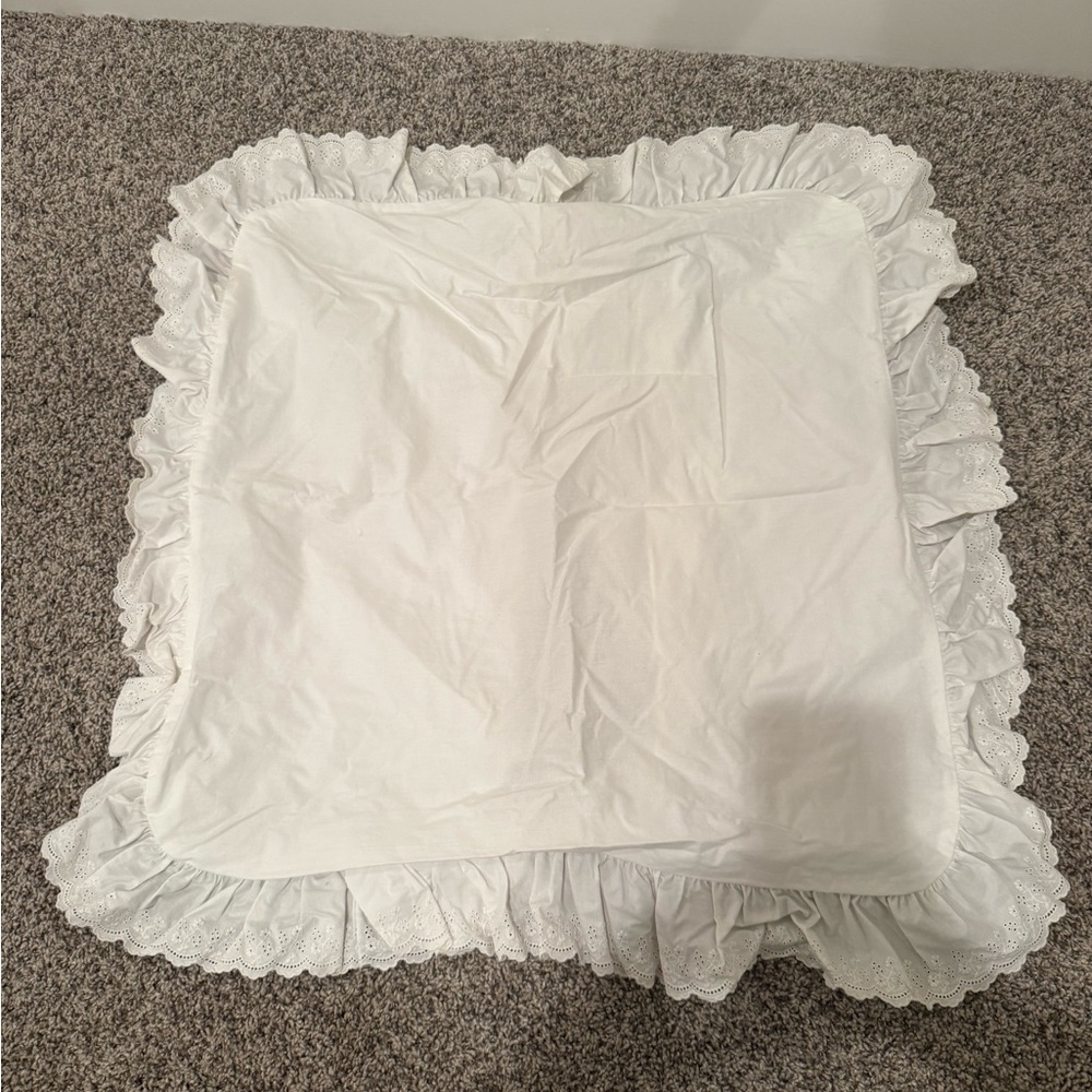 Set of 2 EURO Ralph Lauren White Ruffled Pillowcase